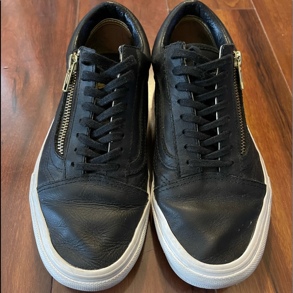 Vans Leather Sneakers👟